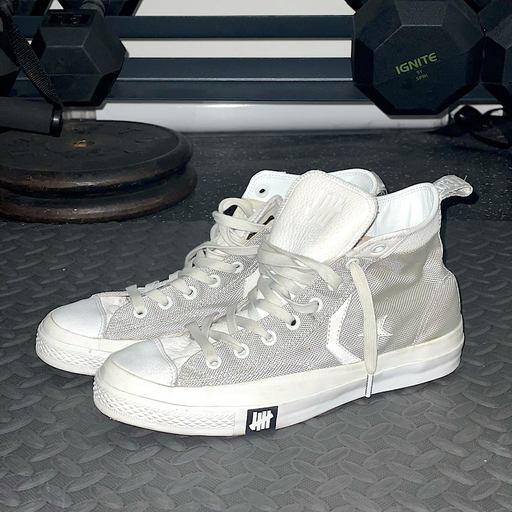 Converse Undefeated High Top Sneakers in Light Gray and White